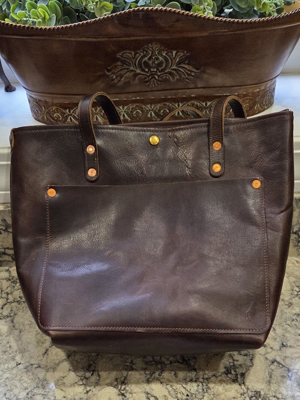 KMM & CO Classic Brown Leather Tote Bag